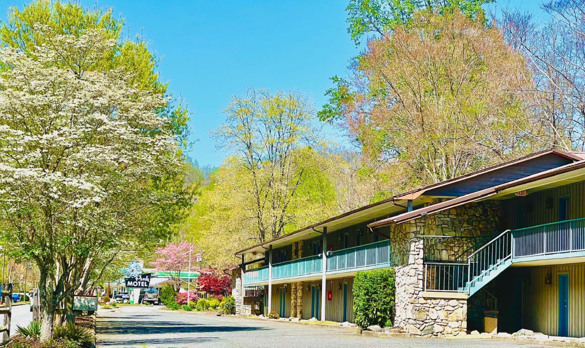 Newfound Lodge On The River شيرروكي المظهر الخارجي الصورة